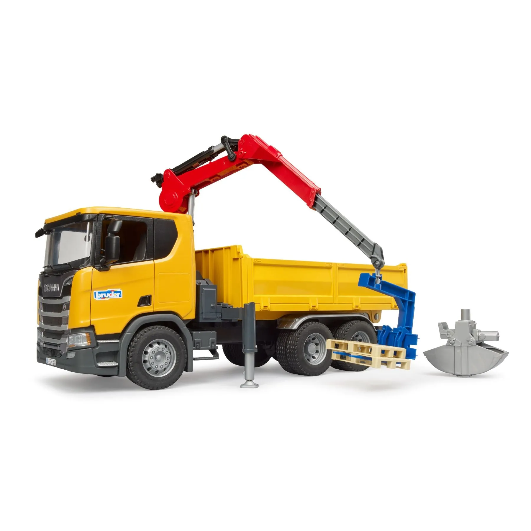 Bruder Scania Super 1:16 560R Contruction Truck With Crane & 2 Pallets
