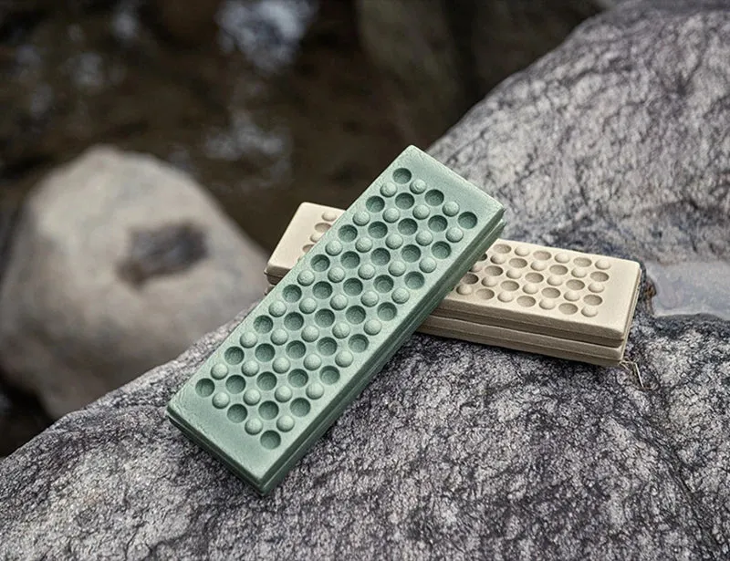 Foldable Camp Seat