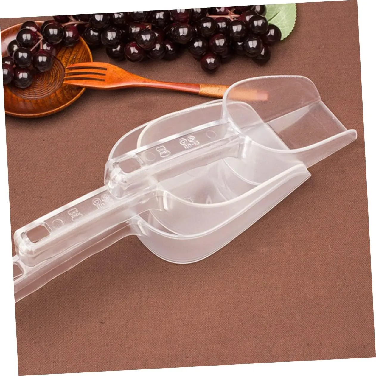 GLEAVI 2sets Plastic Ice Scoop Multipurpose Shovel for Flour Sugar Rice and Grains Ergonomic Design for Effortless Scooping for Kitchen Parties and Baking 4pcs*2