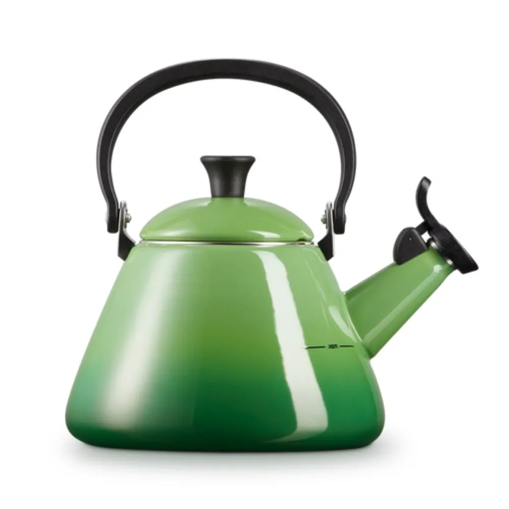 Le Creuset Kone kettle