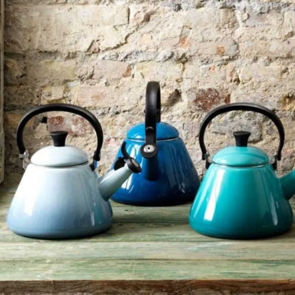 Le Creuset Kone kettle