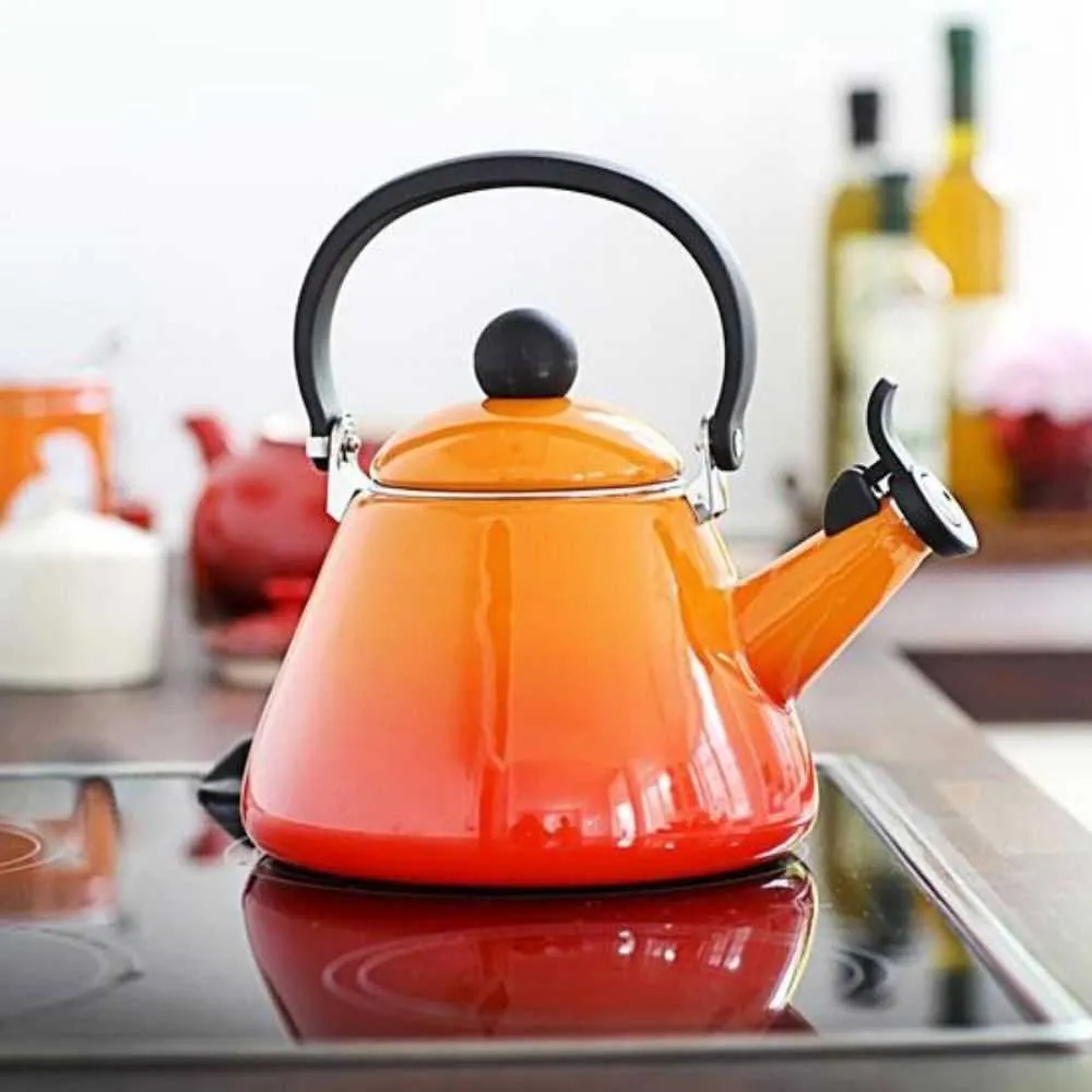 Le Creuset Kone kettle