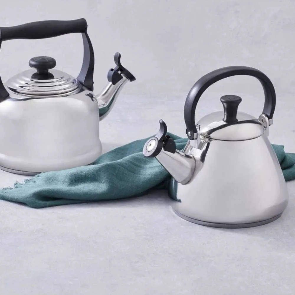 Le Creuset Kone kettle
