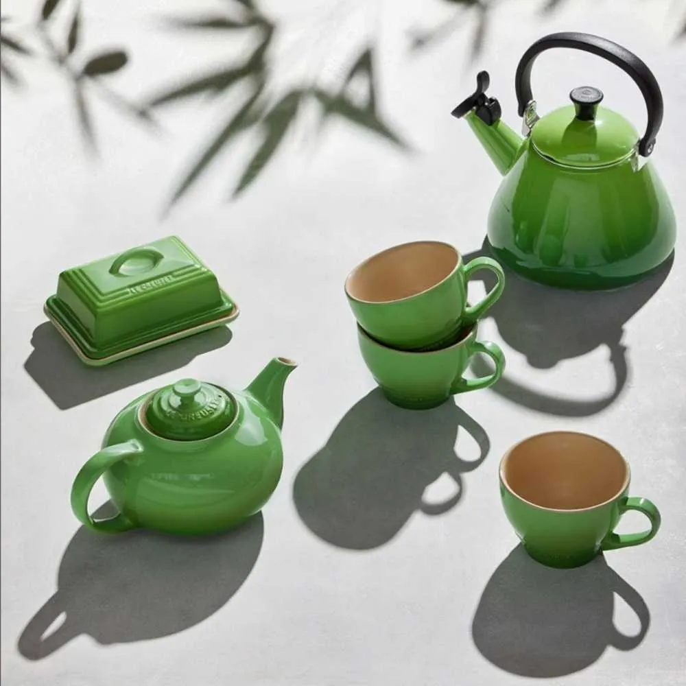 Le Creuset Kone kettle