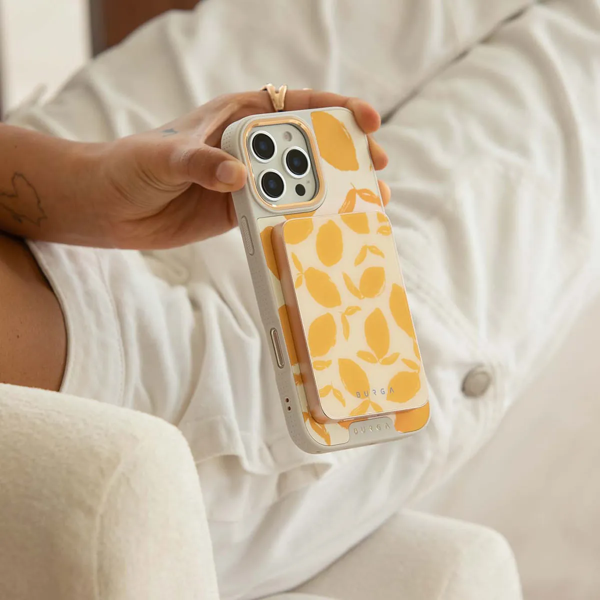 Lemon Tart - Magnetic Power Bank