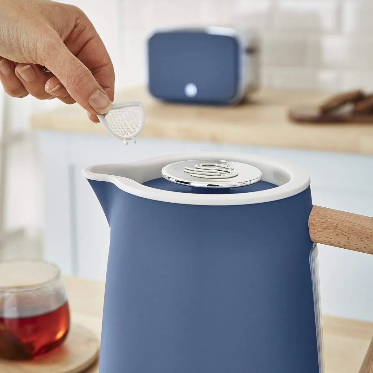 Nordic Kettle Unit) Multifunctional Blue Cordless Satisfaction guarantee 1.7L Swan (Display