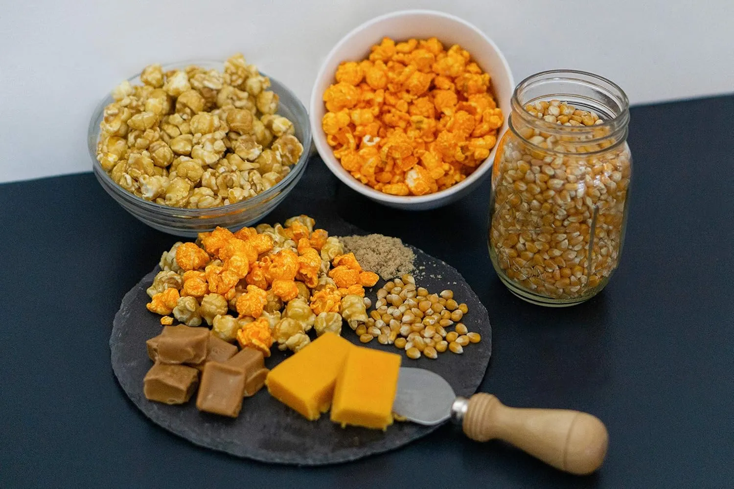Pop’N Popcorn Caramel and Cheddar Cheese Popcorn Mix - 72 oz Sweet and Salty Pop Corn - Freshly-Popped and Comes in Resealable Bag