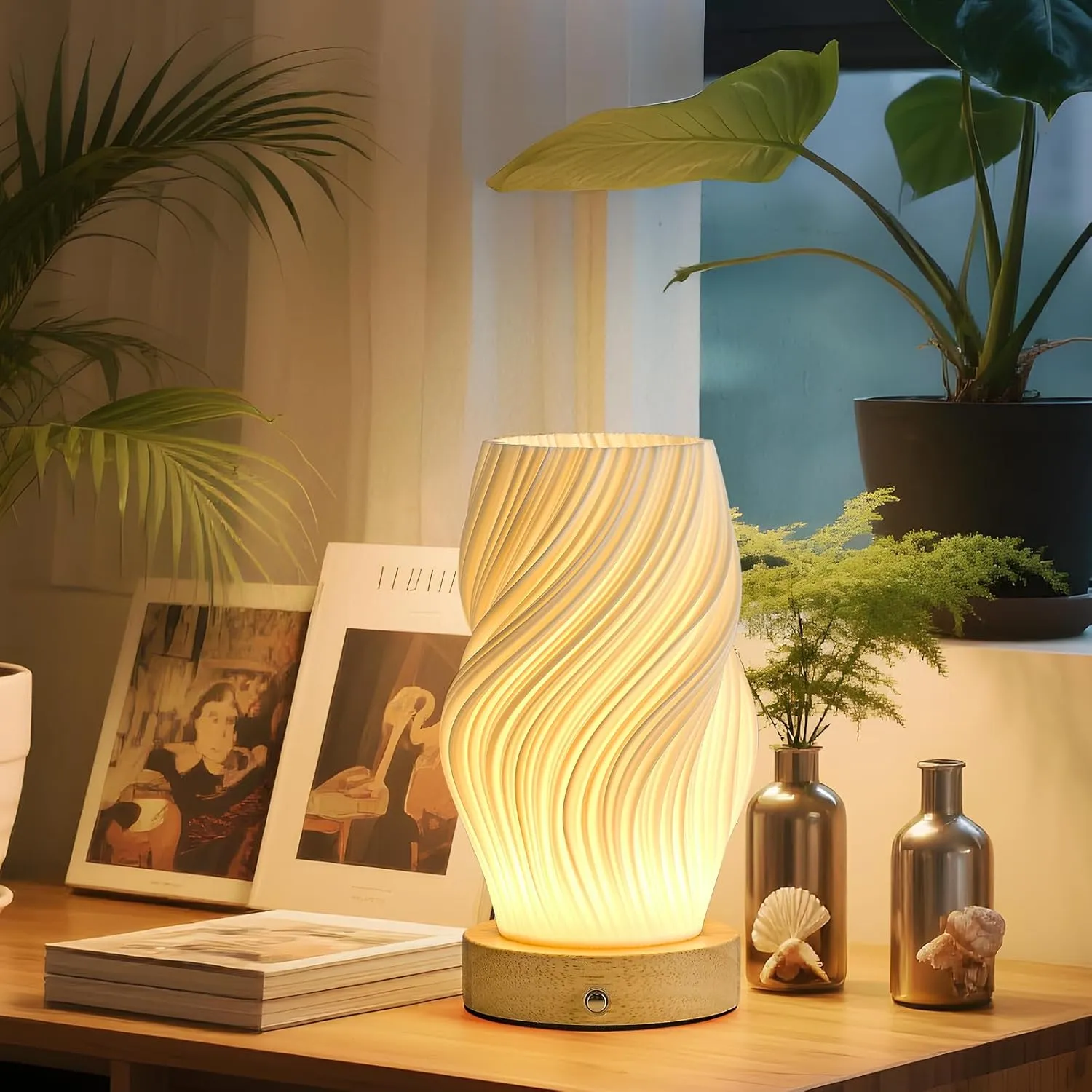Small Battery Operated Lamp, Modern Table Lamp, Rechargeable, Touch Control, 3 Color Temperature, Dimmable, Bedside Table, Flame