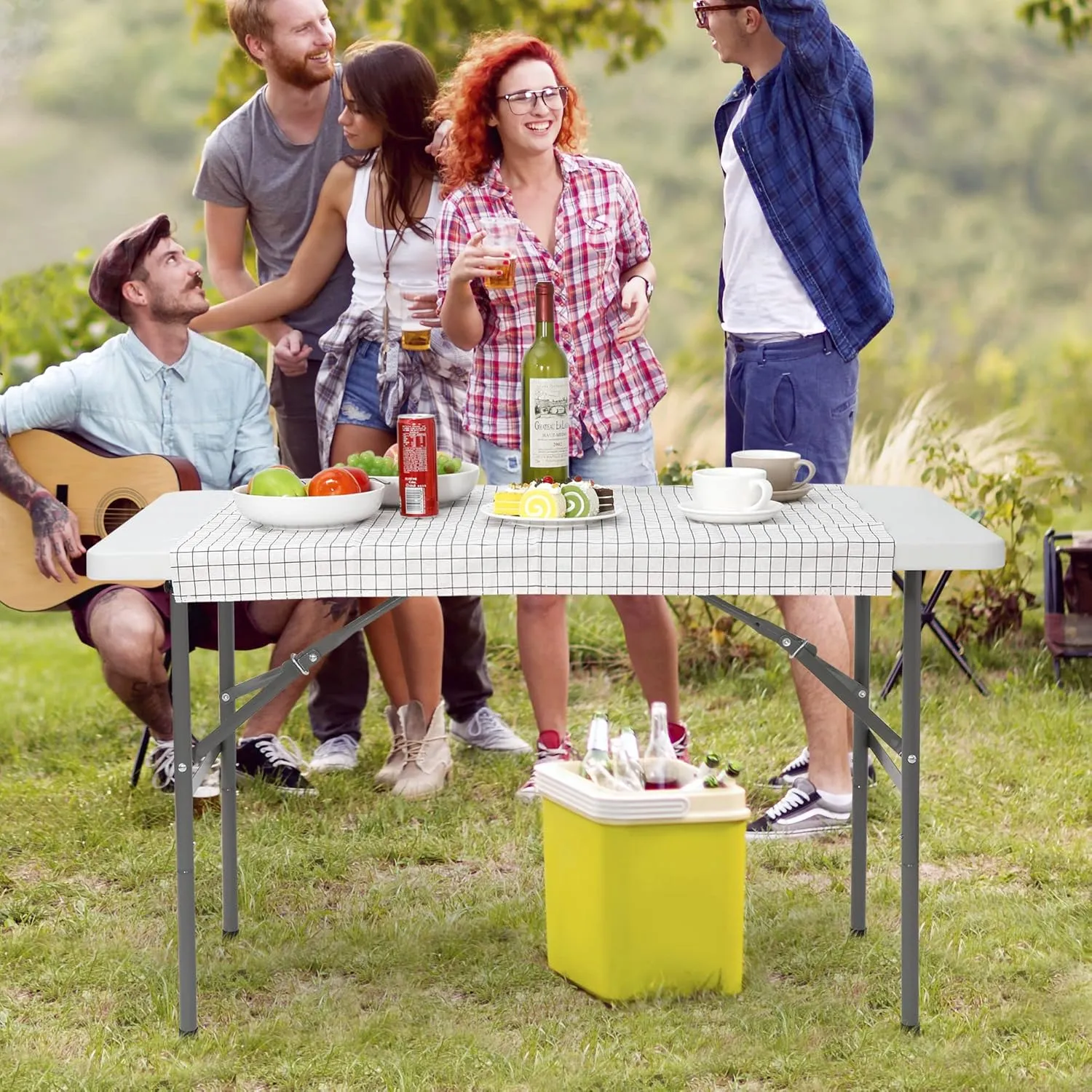 SUPER DEAL Portable 4 Foot Plastic Folding Table, Small Indoor Outdoor Heavy Duty Fold-in-Half Picnic Party Camping Barbecues Table with Carrying Handle, White